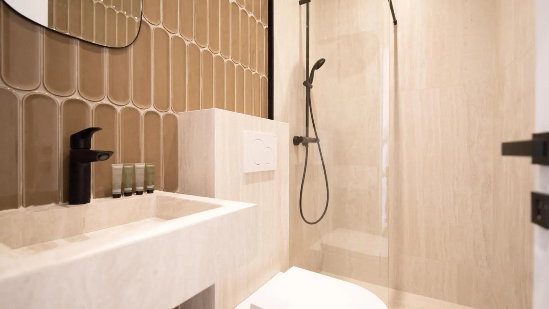 Apartment In Montmartre Paris France